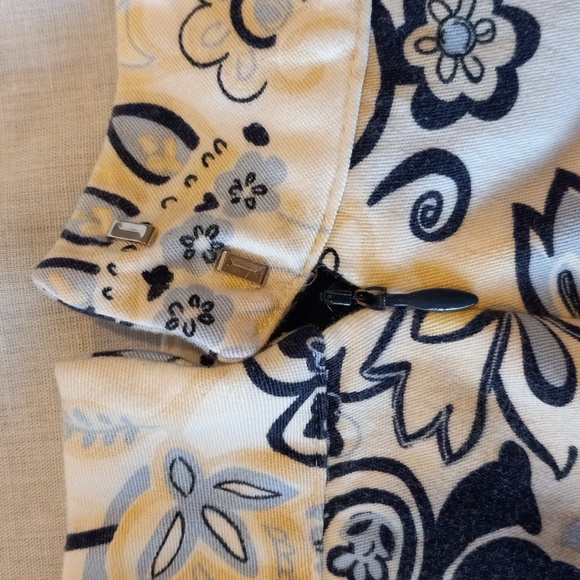 Pants - Picture 9 of 12